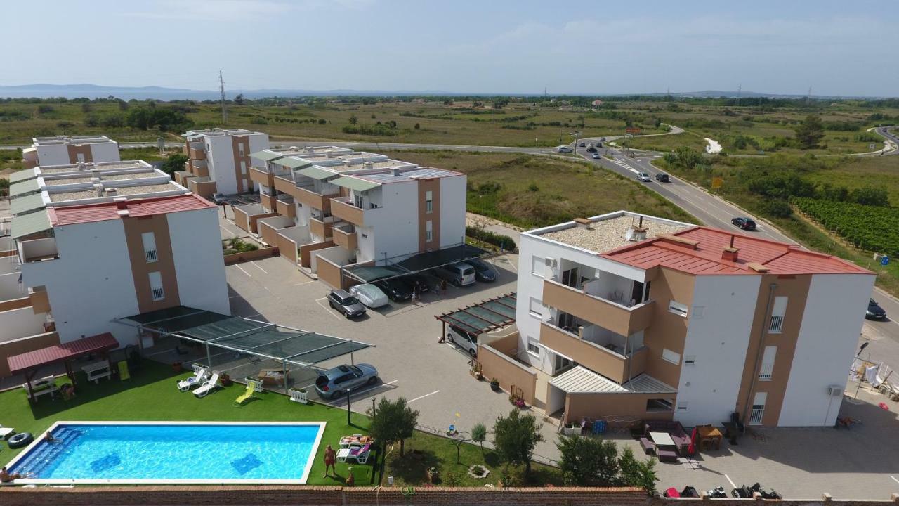 Apartment Village Nin Exteriör bild